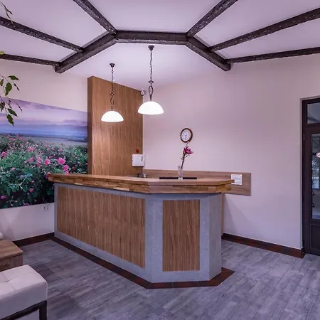 семеен магнолия