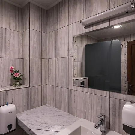 酒店 семеен магнолия 3*