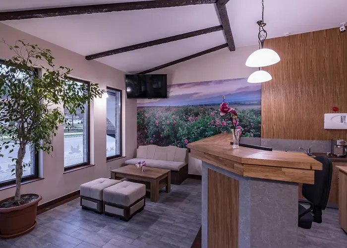 семеен магнолия 3* カザンラク